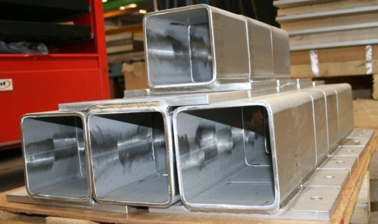 Kwweeoo Edelstahl-Vierkantrohr 2 Stück - 25x25x200mm 304 Edelstahl Rohre